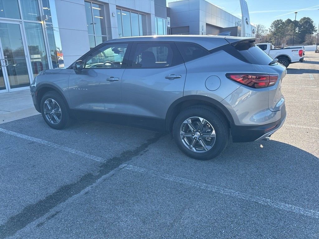 Used 2023 Chevrolet Blazer LT w/ Driver Confidence Package image 32