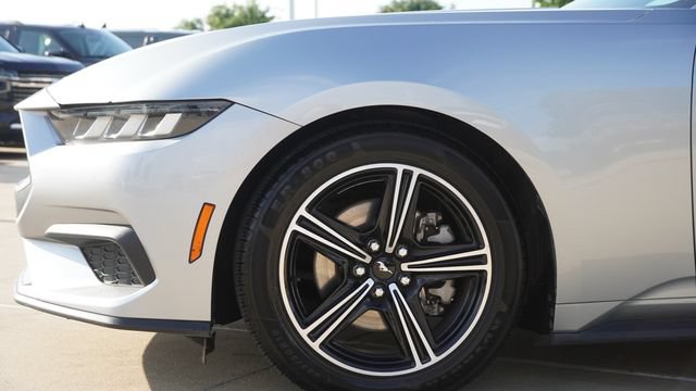 Used 2024 Ford Mustang Premium RWD image 5