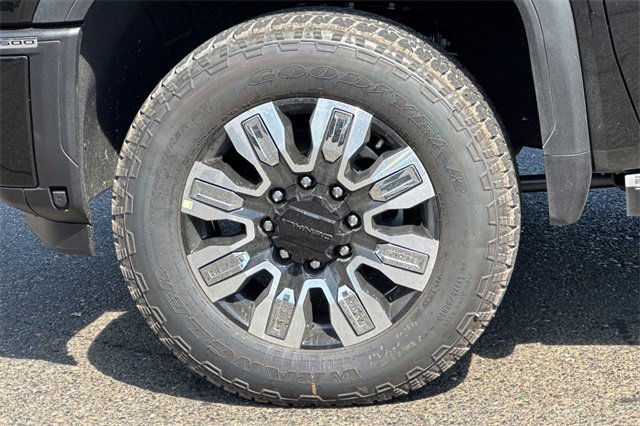 New 2026 GMC Sierra 2500 Denali w/ Denali Reserve Package image 32