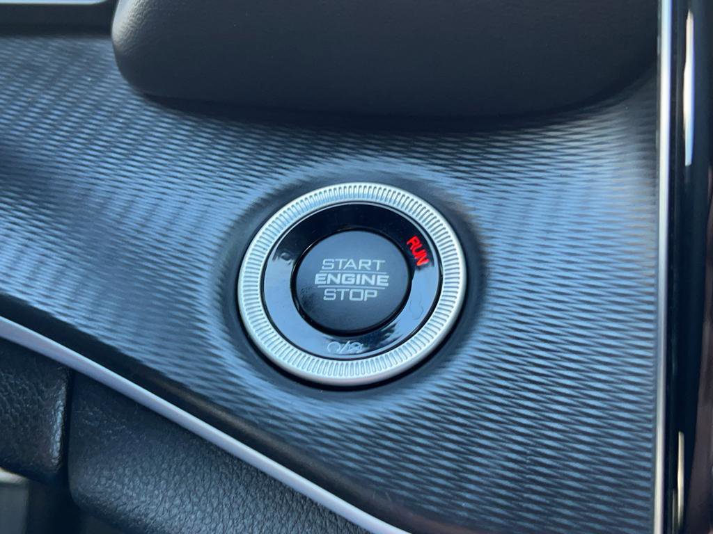 Used 2023 Jeep Grand Cherokee Altitude image 25