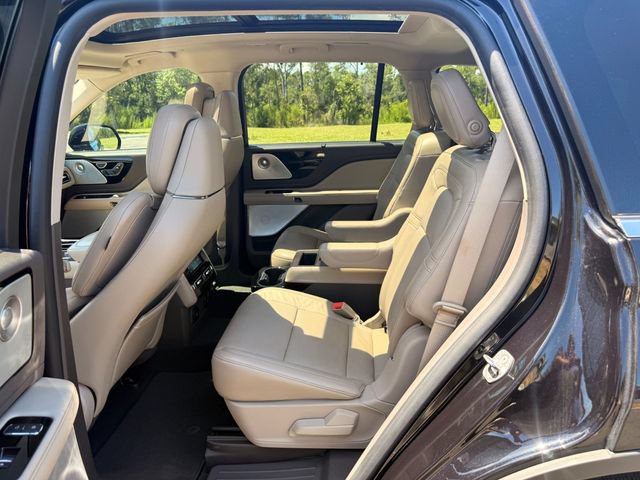 Used 2020 Lincoln Aviator Reserve w/ Equipment Group 202A AWD/4WD image 15
