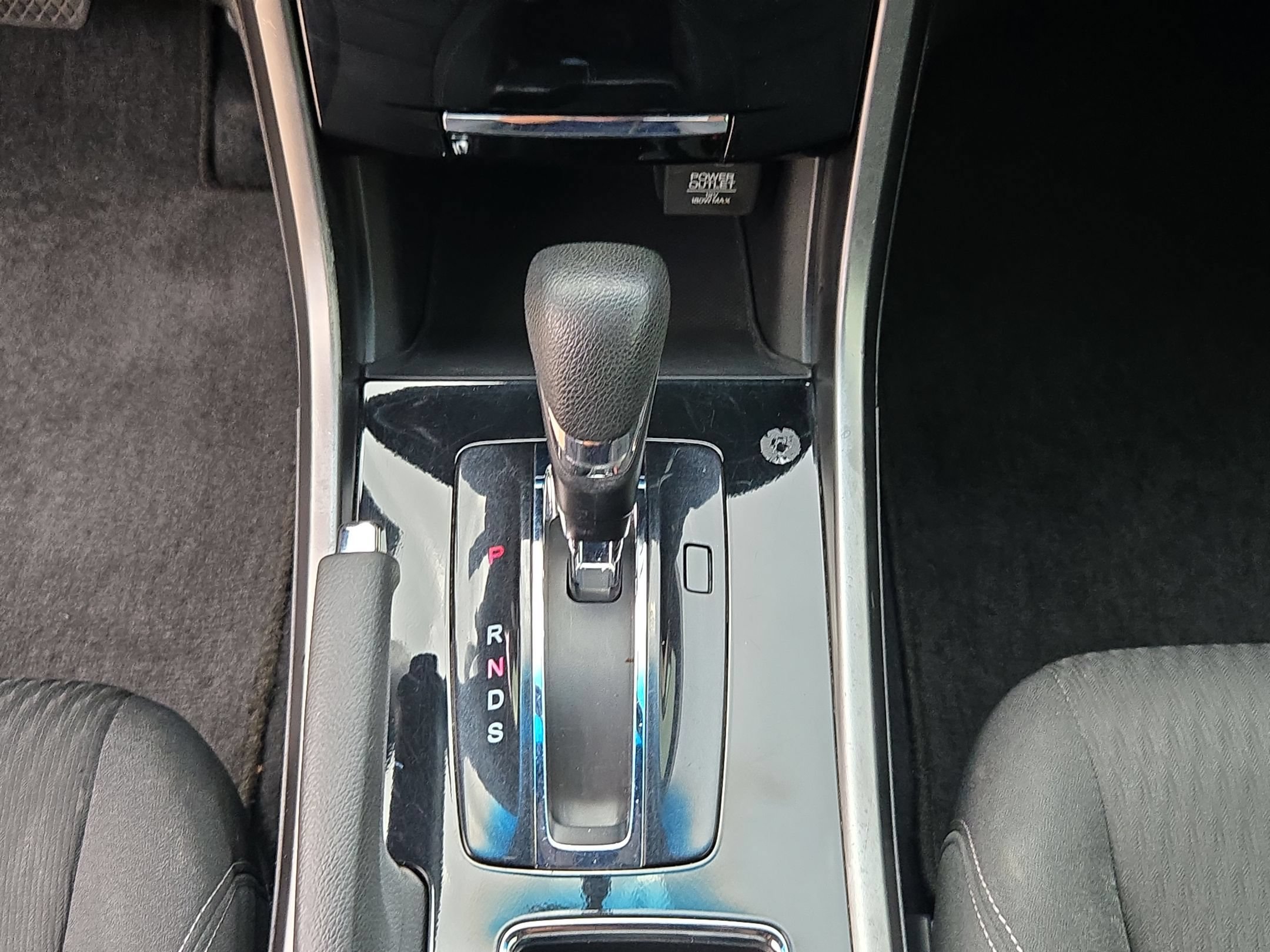 Used 2017 Honda Accord EX image 19
