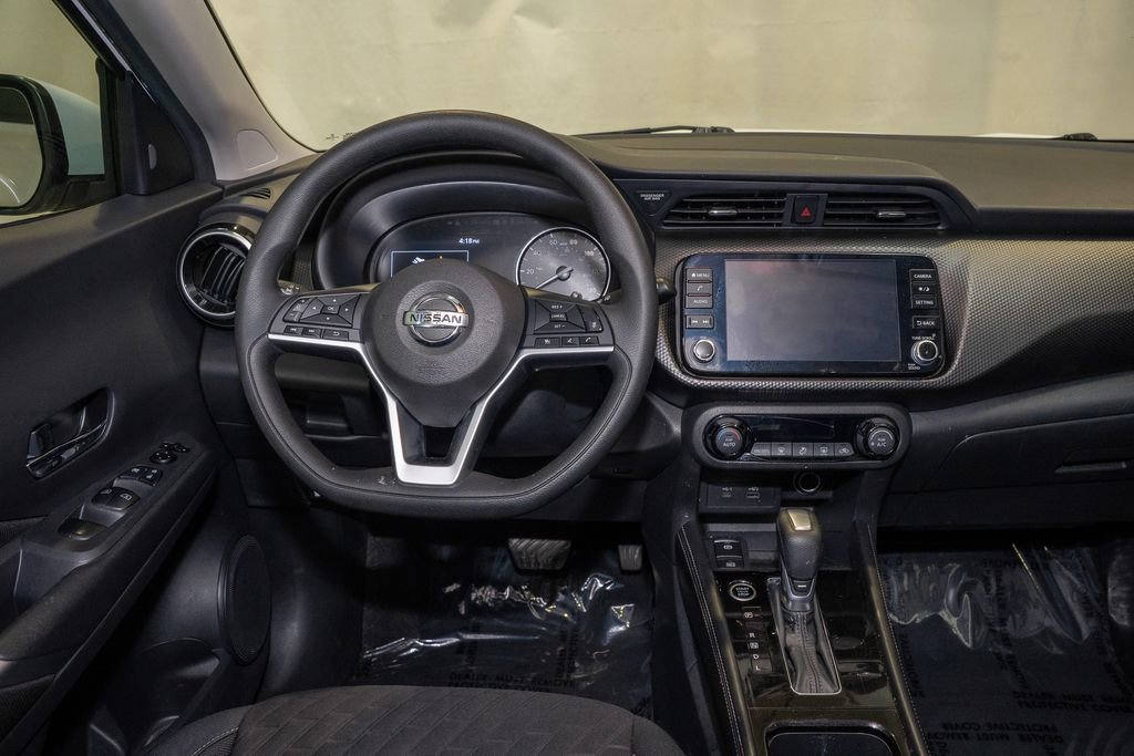 Certified 2021 Nissan Kicks SV image 6