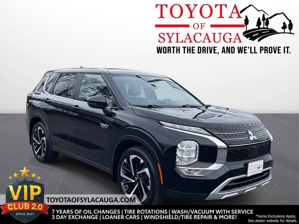 Used 2024 Mitsubishi Outlander SEL image 1