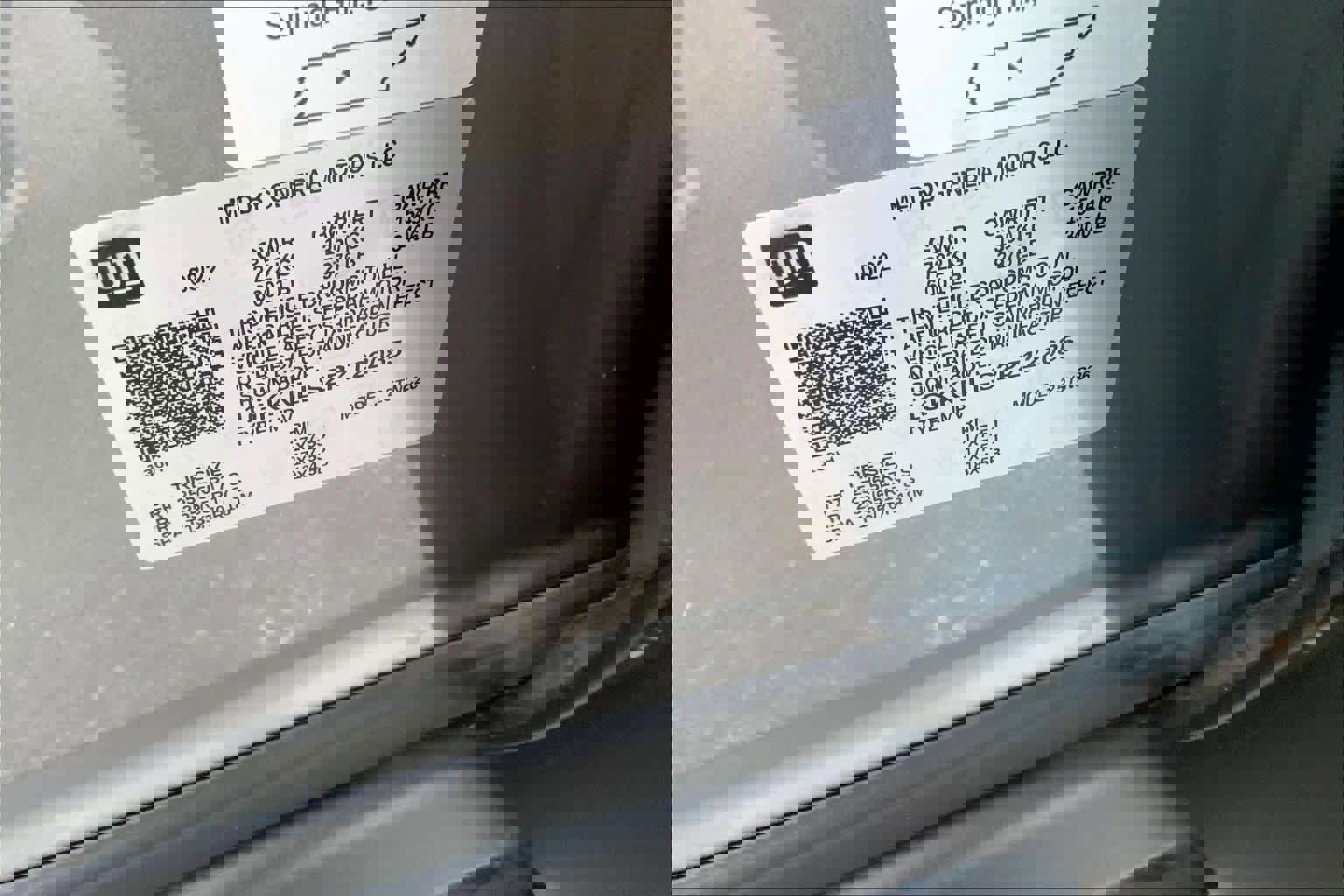 Used 2023 GMC Acadia AT4 w/ Technology Package image 31