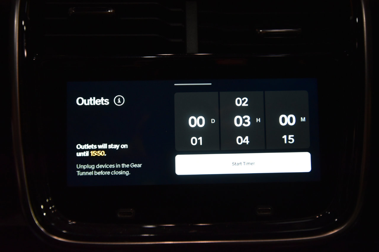 Used 2022 Rivian R1T Adventure image 54