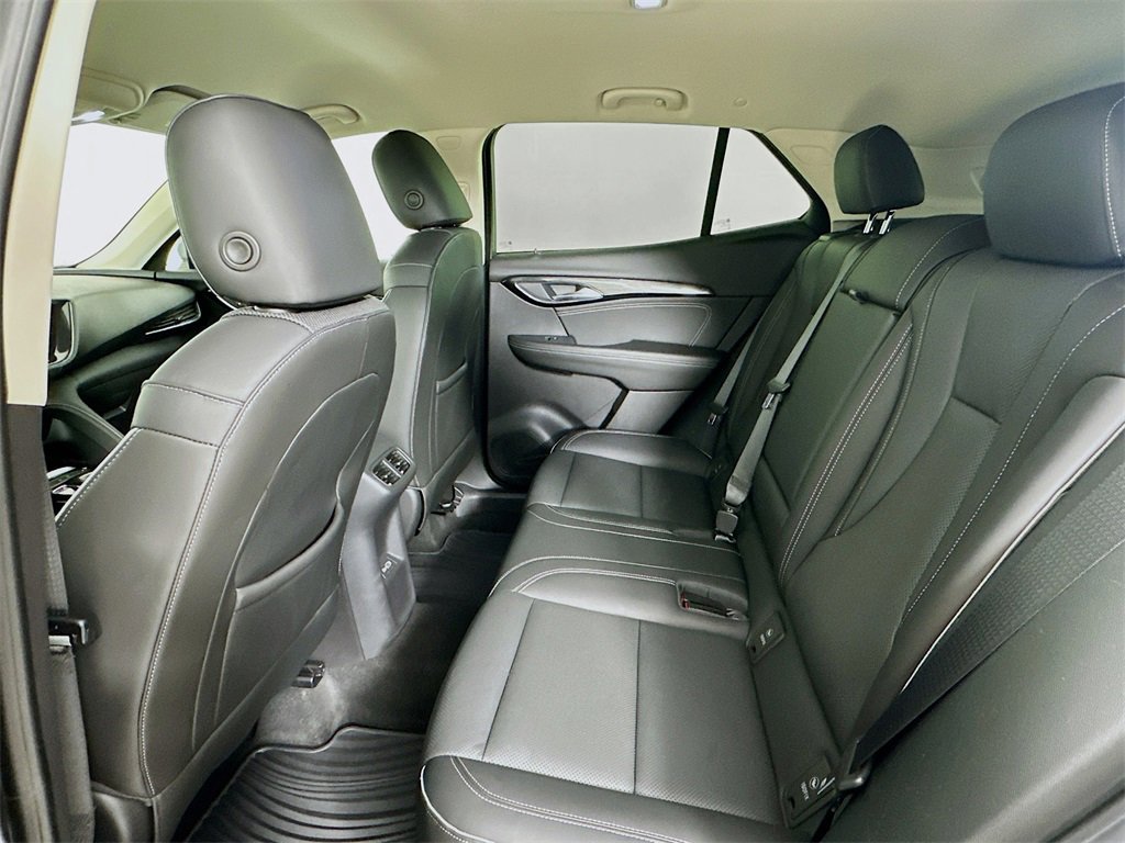 Used 2022 Buick Envision Essence w/ Safety Package image 13