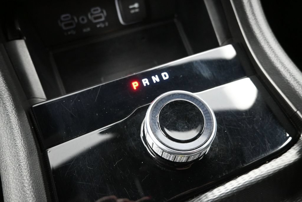 Used 2024 Jeep Grand Cherokee Altitude RWD image 21