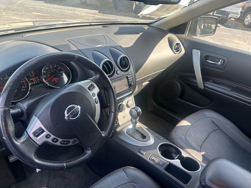 Used 2012 Nissan Rogue SL AWD/4WD image 12