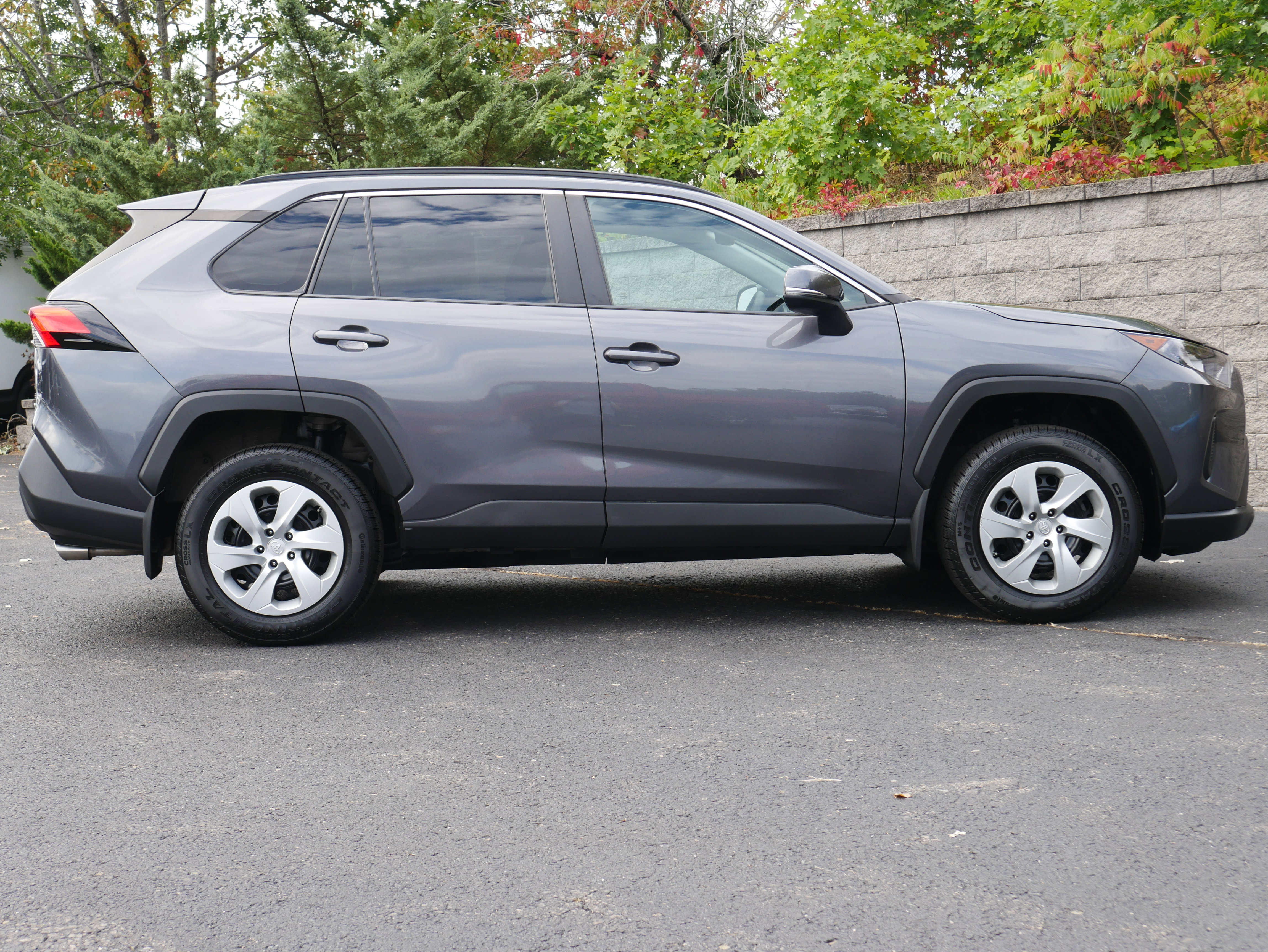 Used 2019 Toyota RAV4 LE w/ All Weather Liner Package image 8