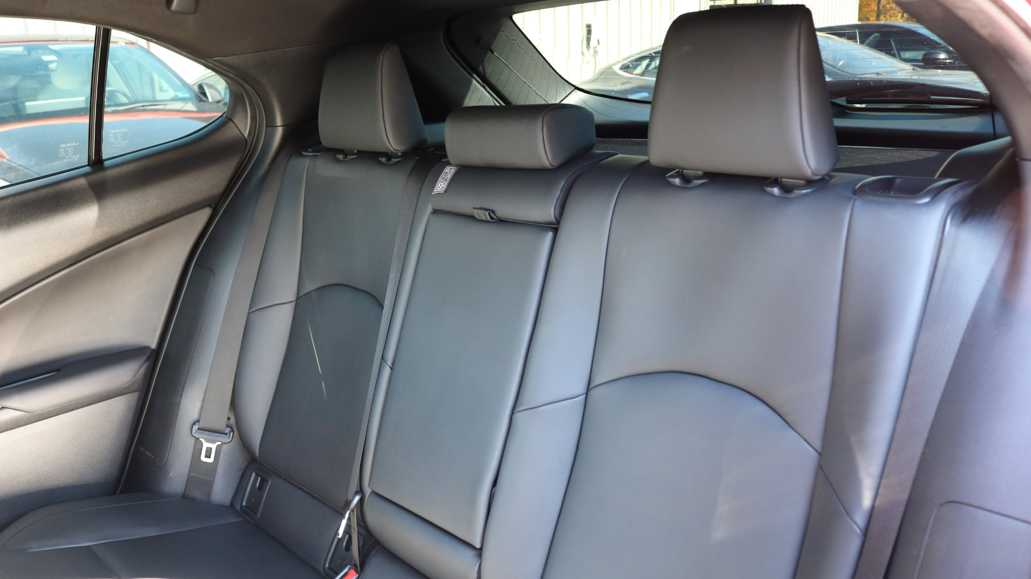 Used 2022 Lexus UX 200 image 19