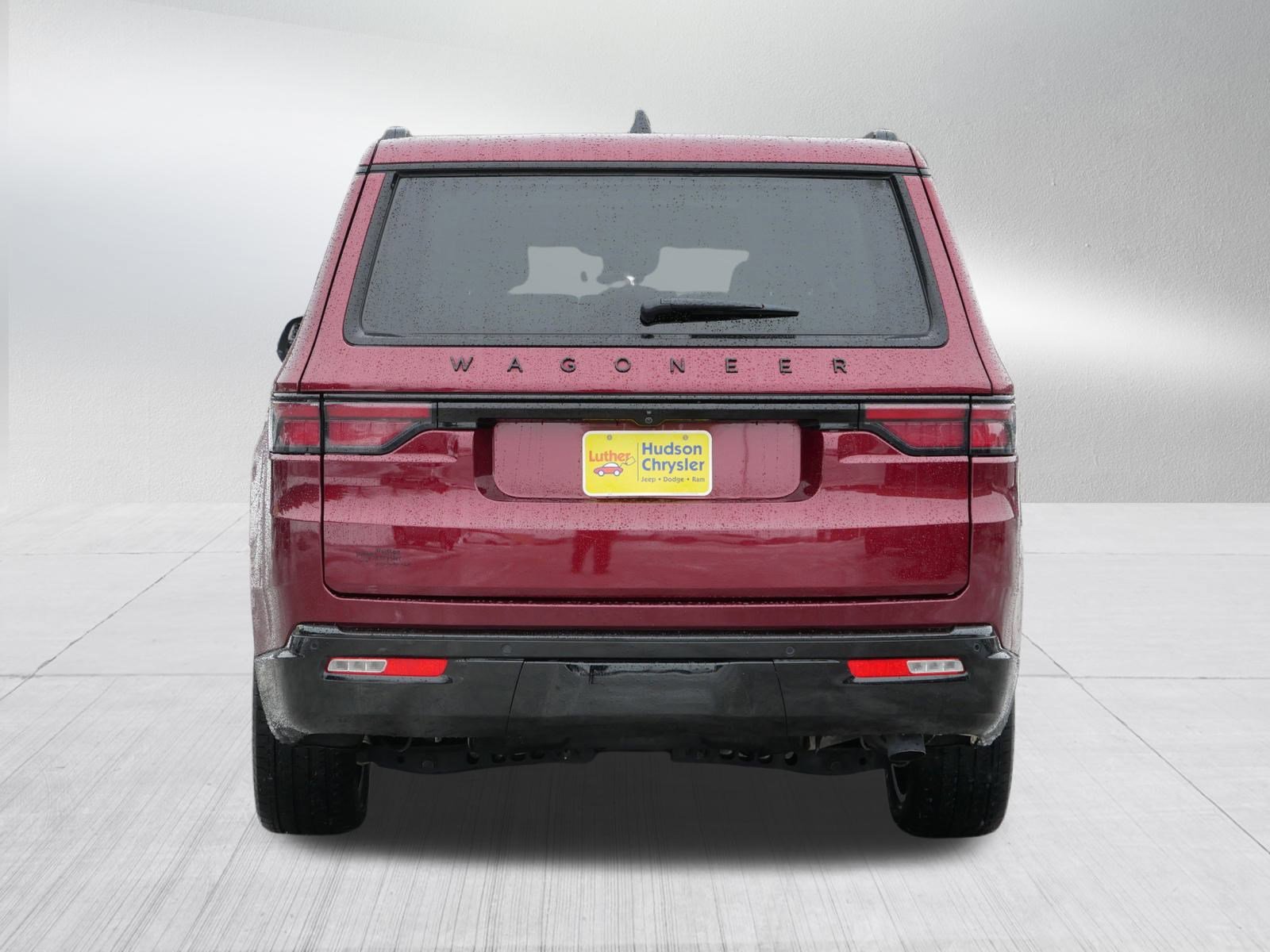 Certified 2024 Jeep Wagoneer Series II w/ Convenience Group I image 6