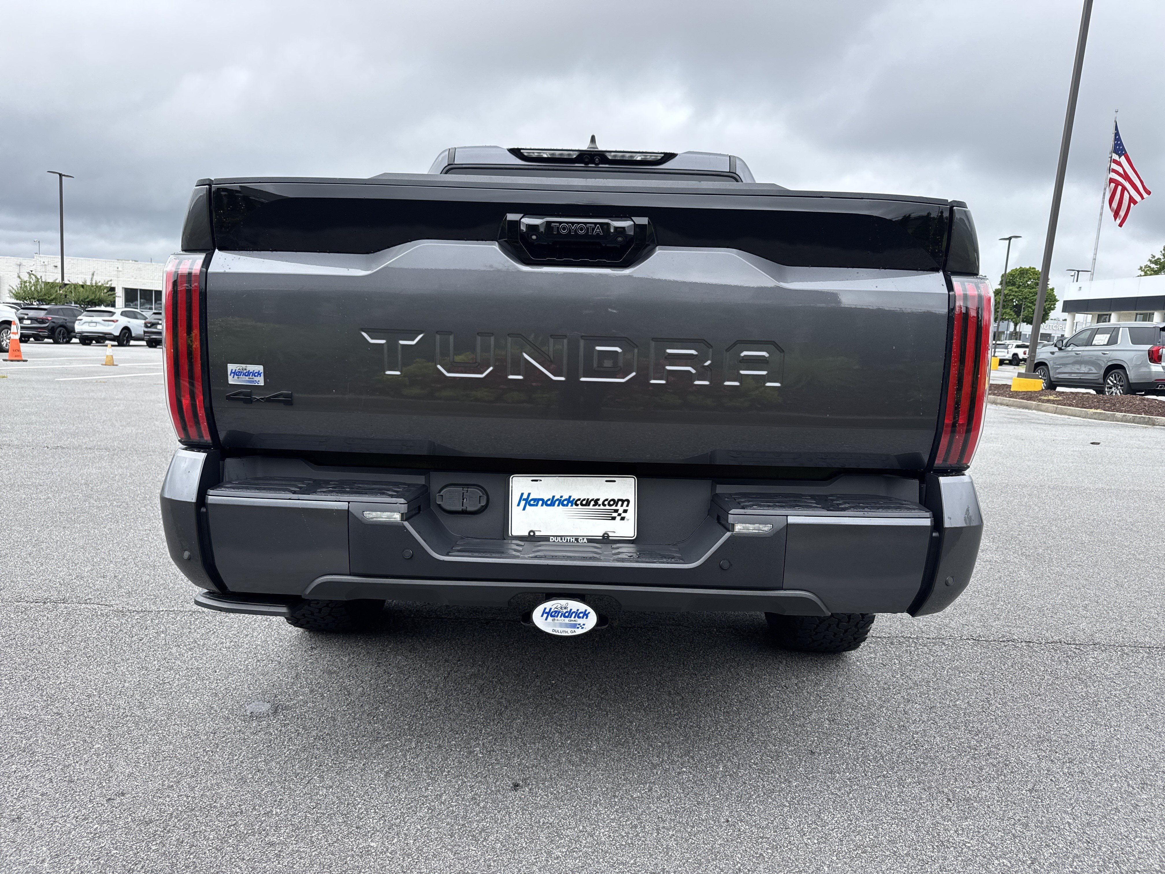 Used 2024 Toyota Tundra Platinum AWD/4WD image 9