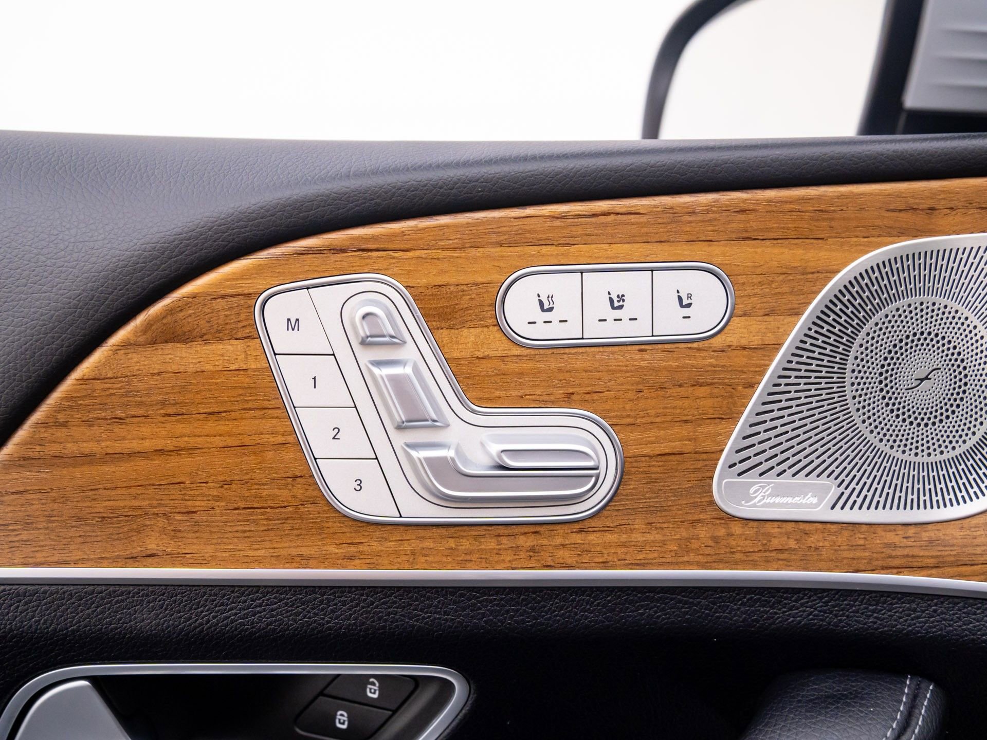 Certified 2024 Mercedes-Benz GLE 350 4MATIC w/ Driver Assistance Package image 17