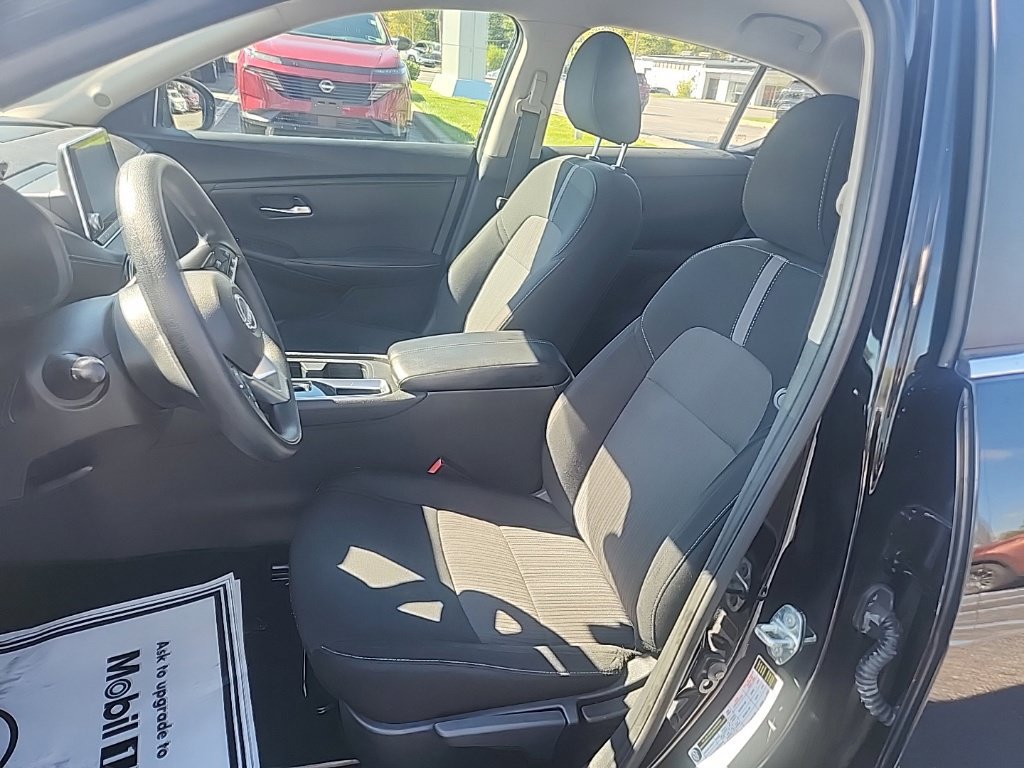 Certified 2024 Nissan Sentra SV FWD image 14