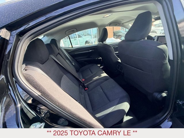 Used 2025 Toyota Camry LE image 9