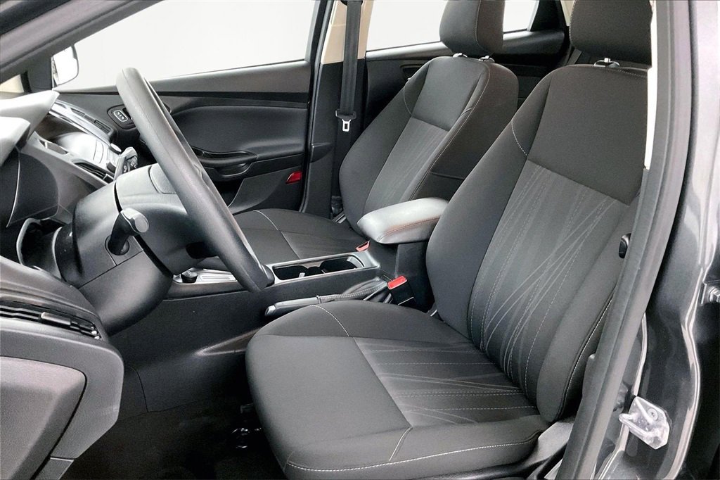 Used 2018 Ford Focus SE image 18