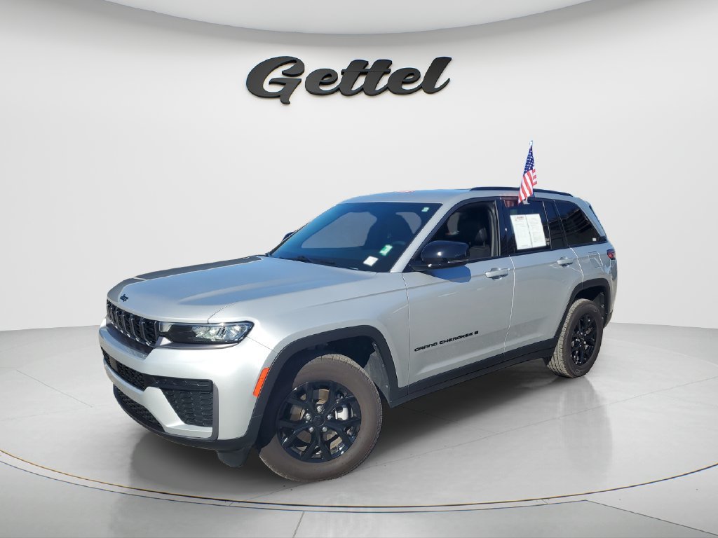 Used 2026 Jeep Grand Cherokee Altitude