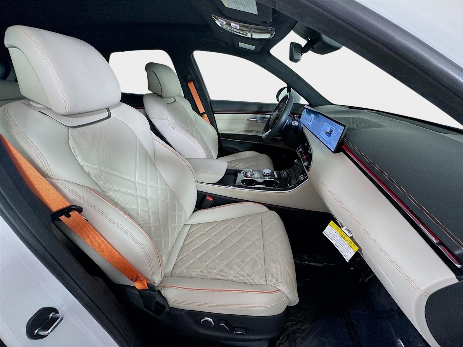 Certified 2026 Genesis GV70 3.5T Sport Prestige AWD/4WD image 30