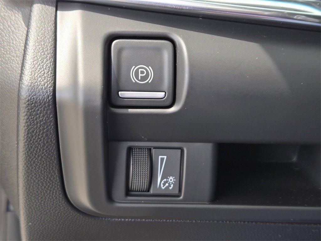 Used 2022 Cadillac CT4 V image 21