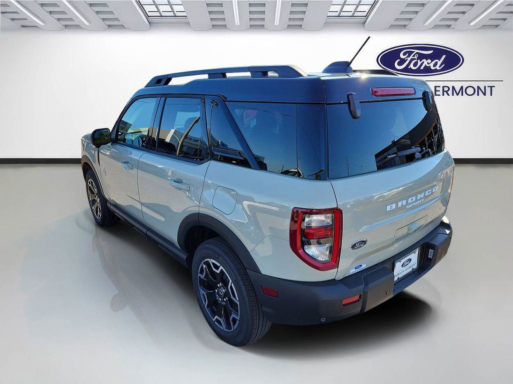 New 2025 Ford Bronco Sport Outer Banks w/ Outer Banks Tech Package+ image 3