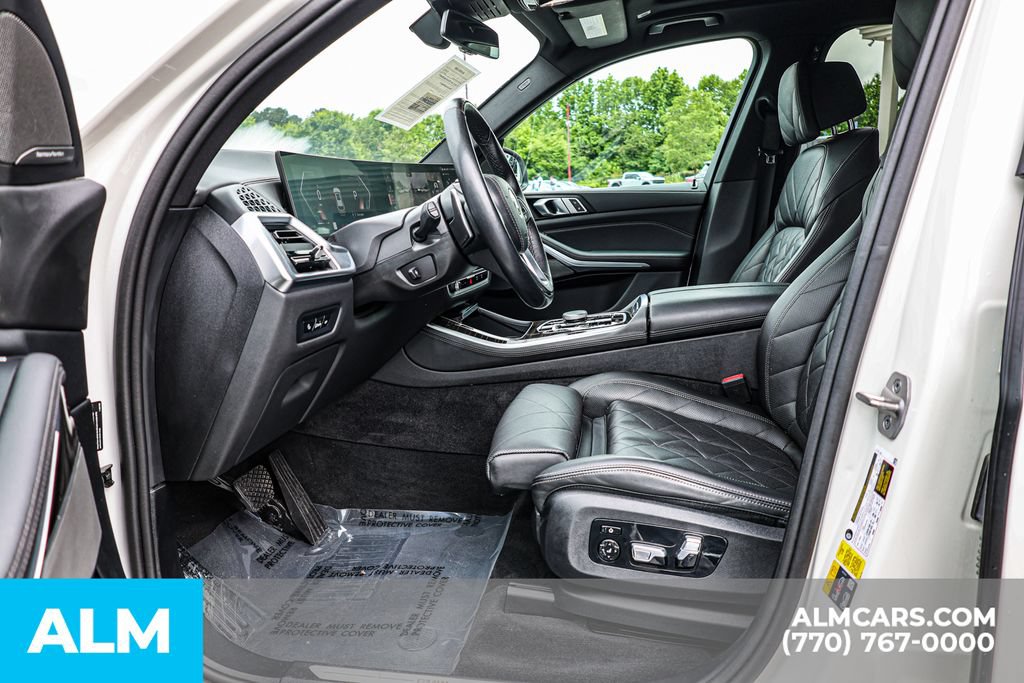 Used 2024 BMW X5 xDrive50e AWD/4WD image 17