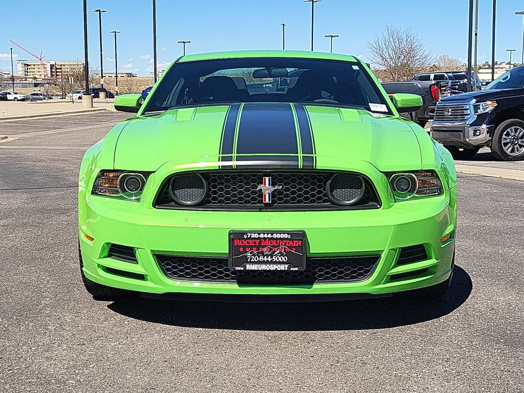 Used 2013 Ford Mustang Boss 302 w/ Boss 302 Accessory Pkg RWD image 9