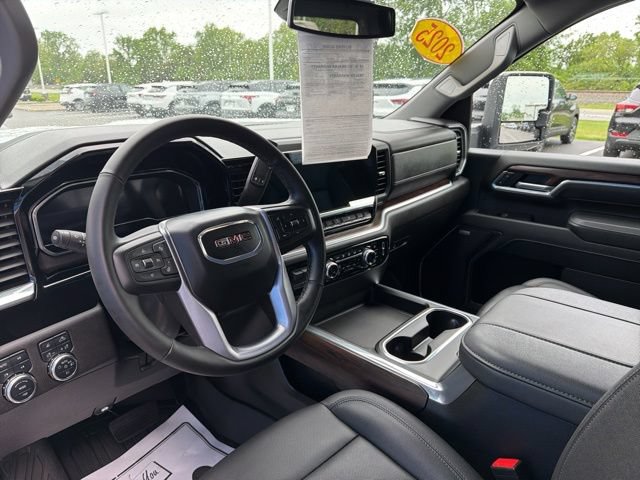 Used 2025 GMC Sierra 2500 SLT w/ SLT Premium Package AWD/4WD image 17