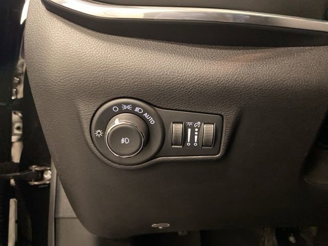 Used 2023 Jeep Compass High Altitude image 25