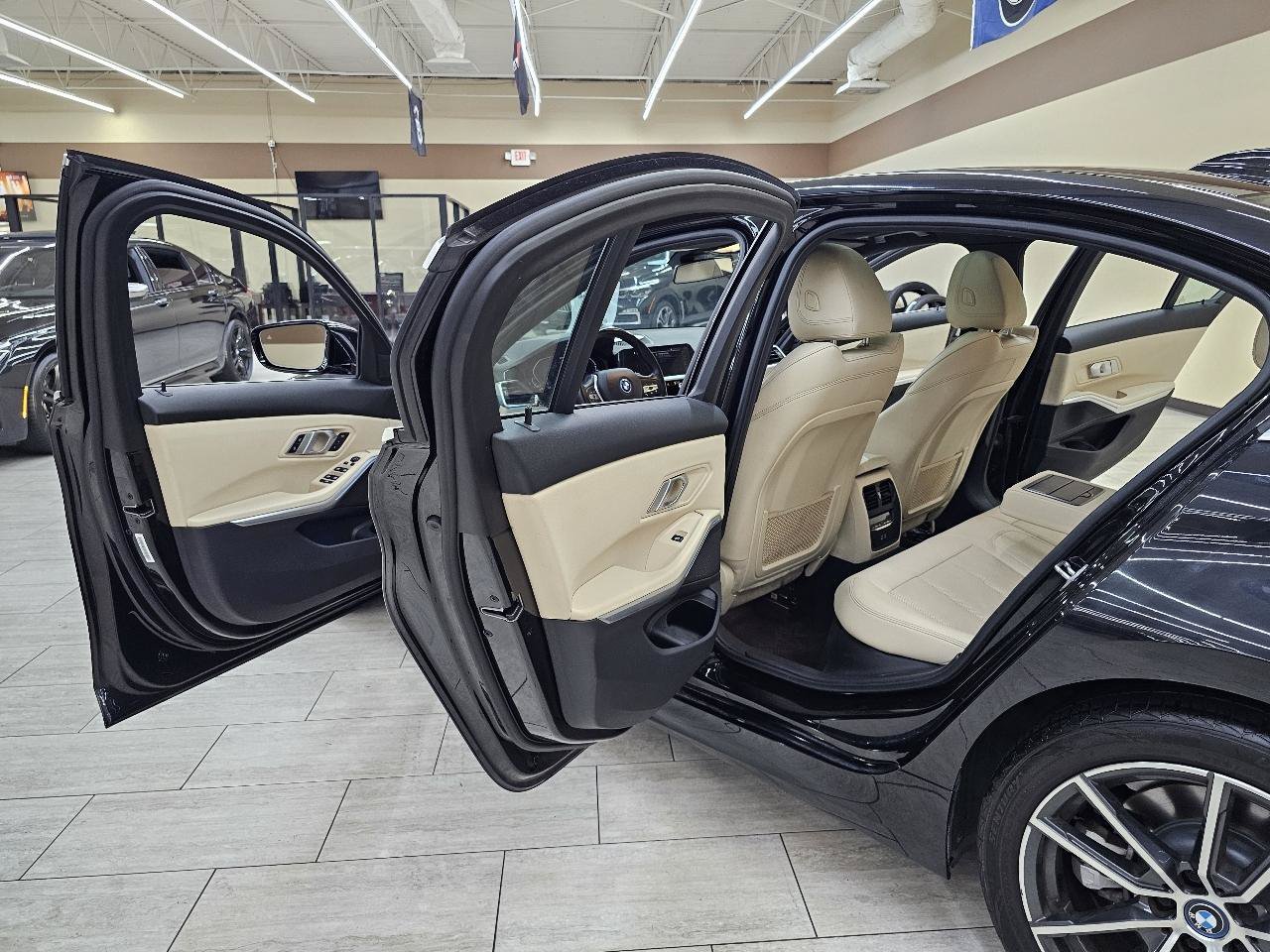 Used 2022 BMW 330e RWD image 15