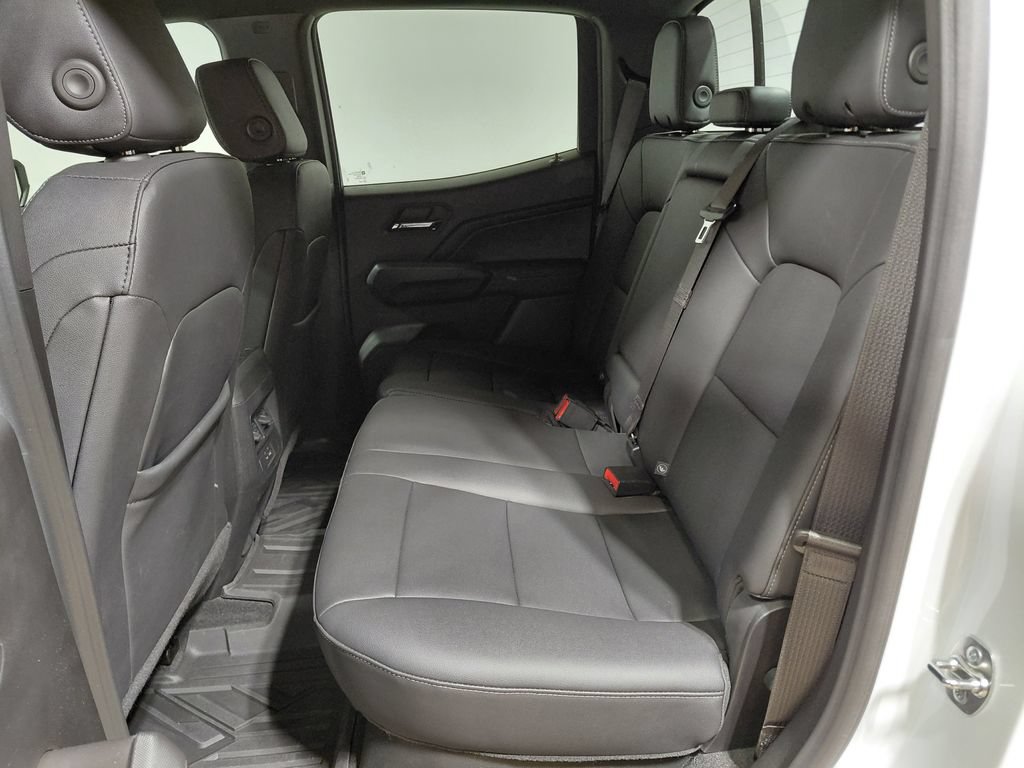 Used 2024 GMC Canyon Elevation w/ Elevation Premium Package AWD/4WD image 43