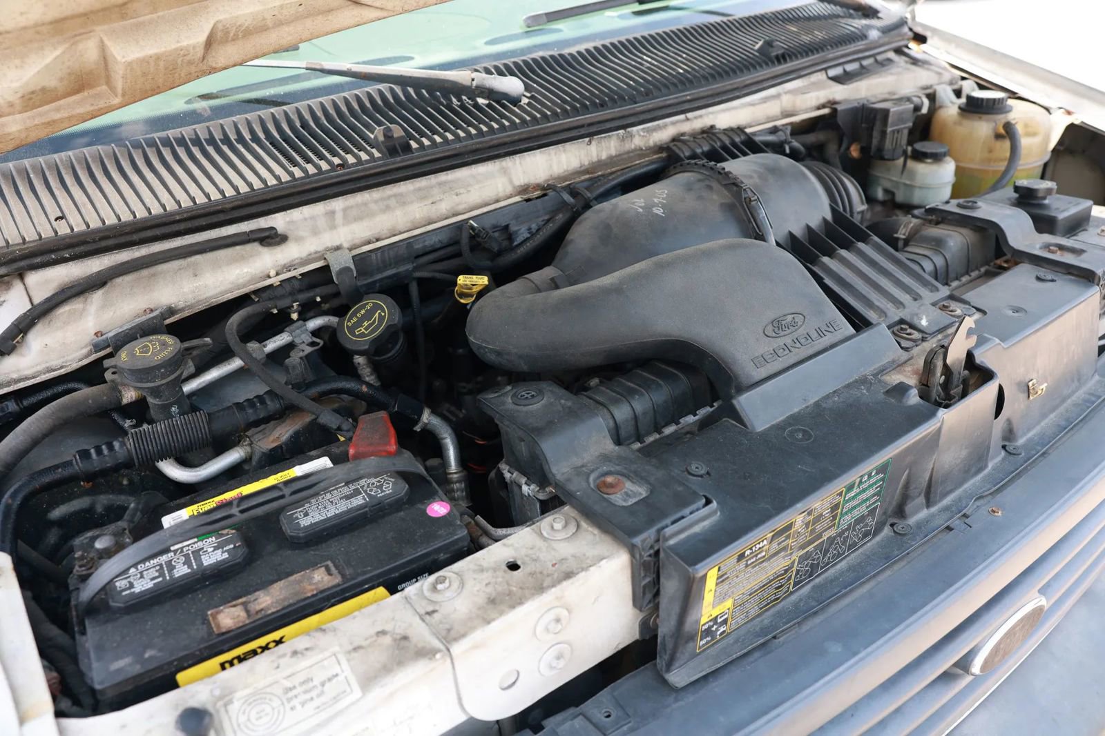 Used 2005 Ford E-350 and Econoline 350 Super Duty image 38