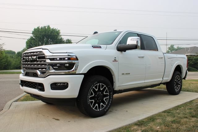 New 2026 RAM 2500 Limited AWD/4WD image 13