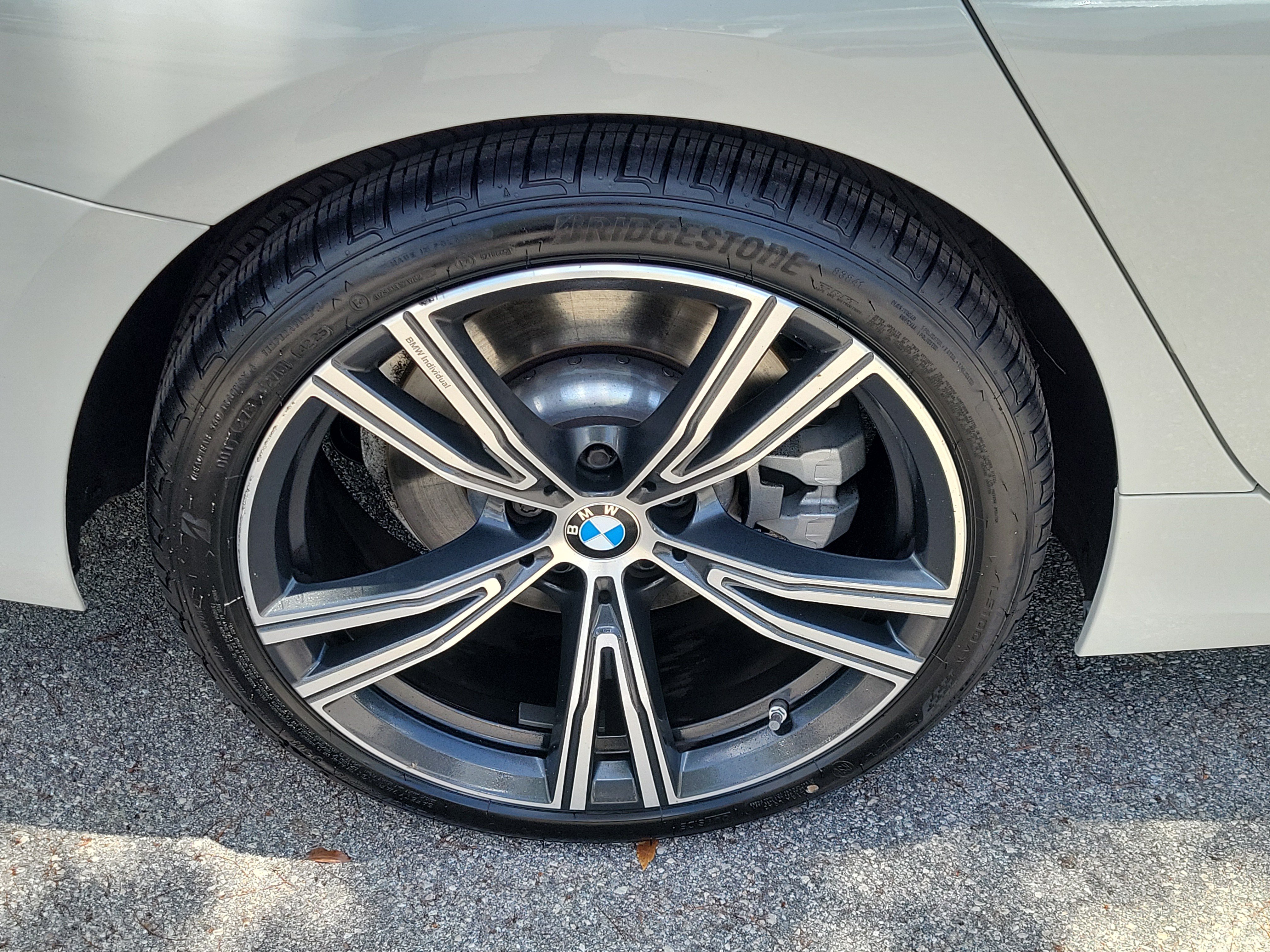 Used 2024 BMW 330i Sedan w/ Convenience Package RWD image 7
