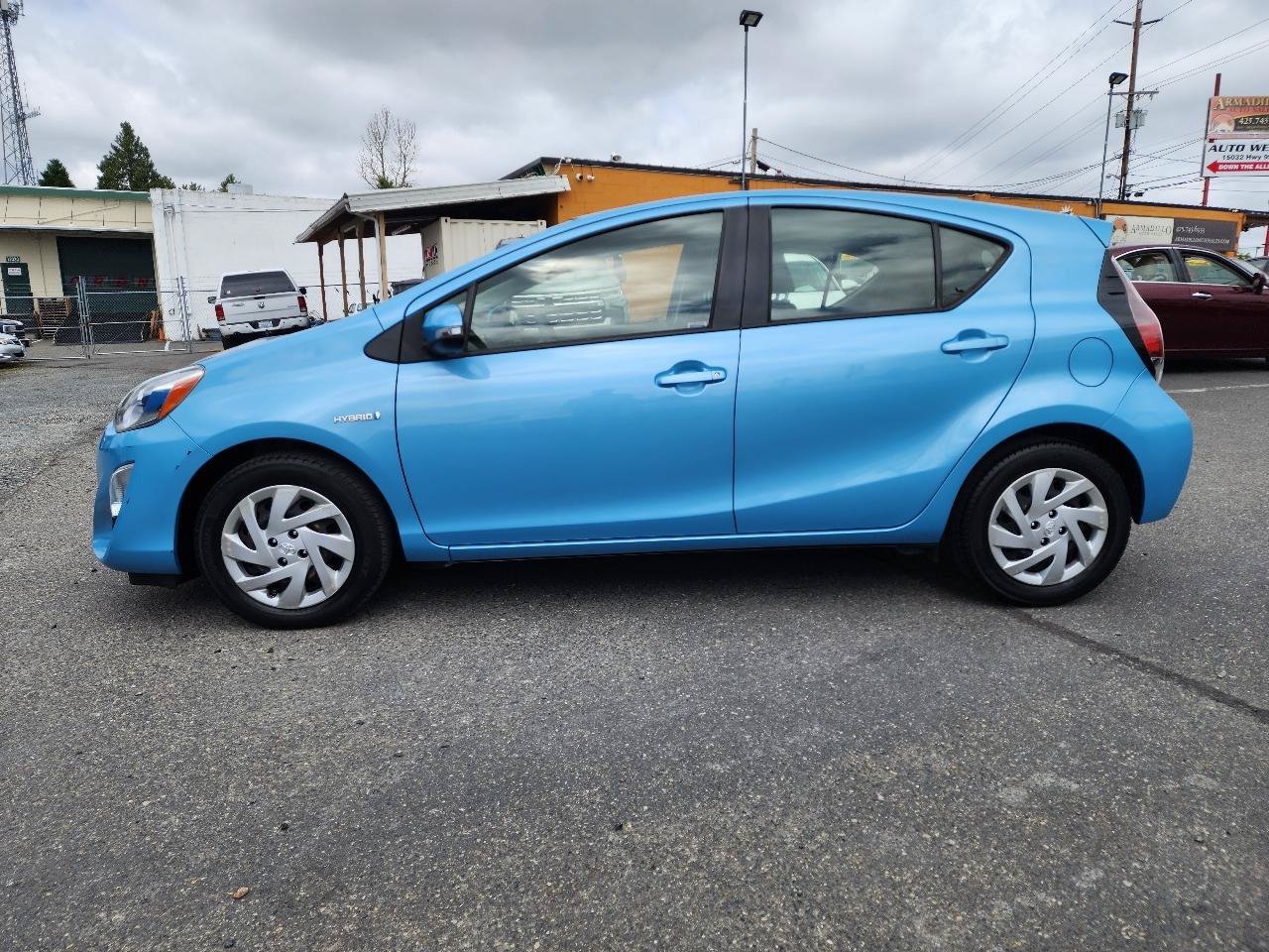 Used 2015 Toyota Prius C Two FWD image 10