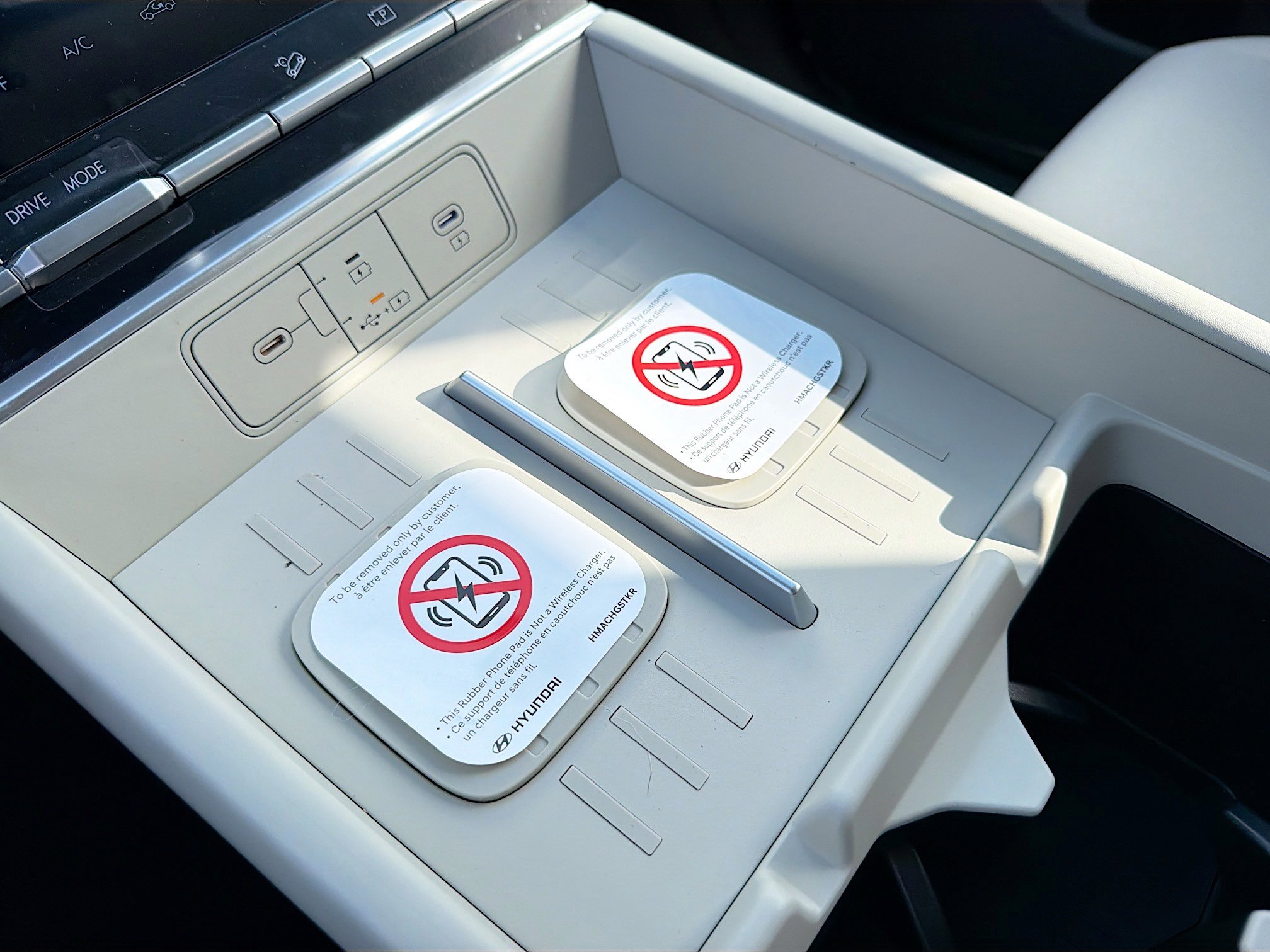 New 2026 Hyundai Santa Fe SE image 30