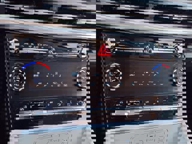 New 2026 Hyundai Santa Fe SE image 19