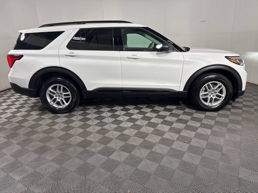 New 2026 Ford Explorer Active AWD/4WD image 11