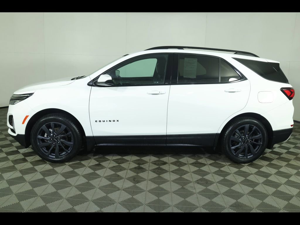 Used 2022 Chevrolet Equinox RS w/ LPO, Floor Liner Package image 14