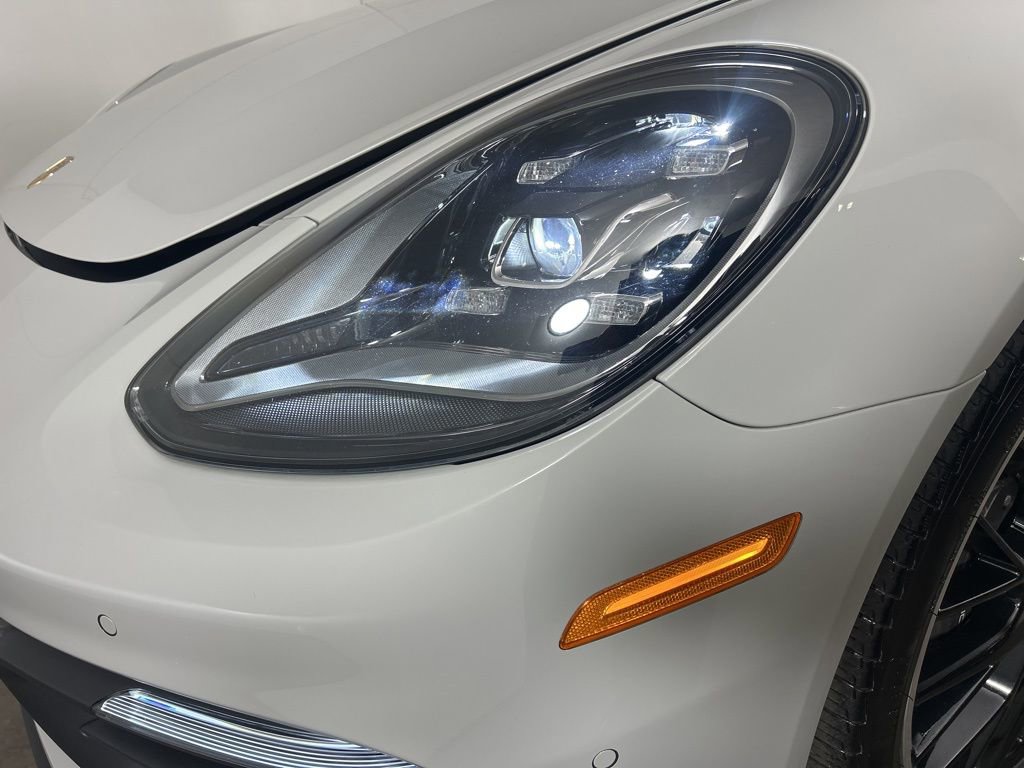 Certified 2023 Porsche Panamera 4 Platinum Edition image 34