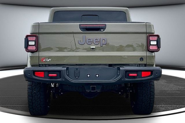 Used 2025 Jeep Gladiator Rubicon AWD/4WD image 5