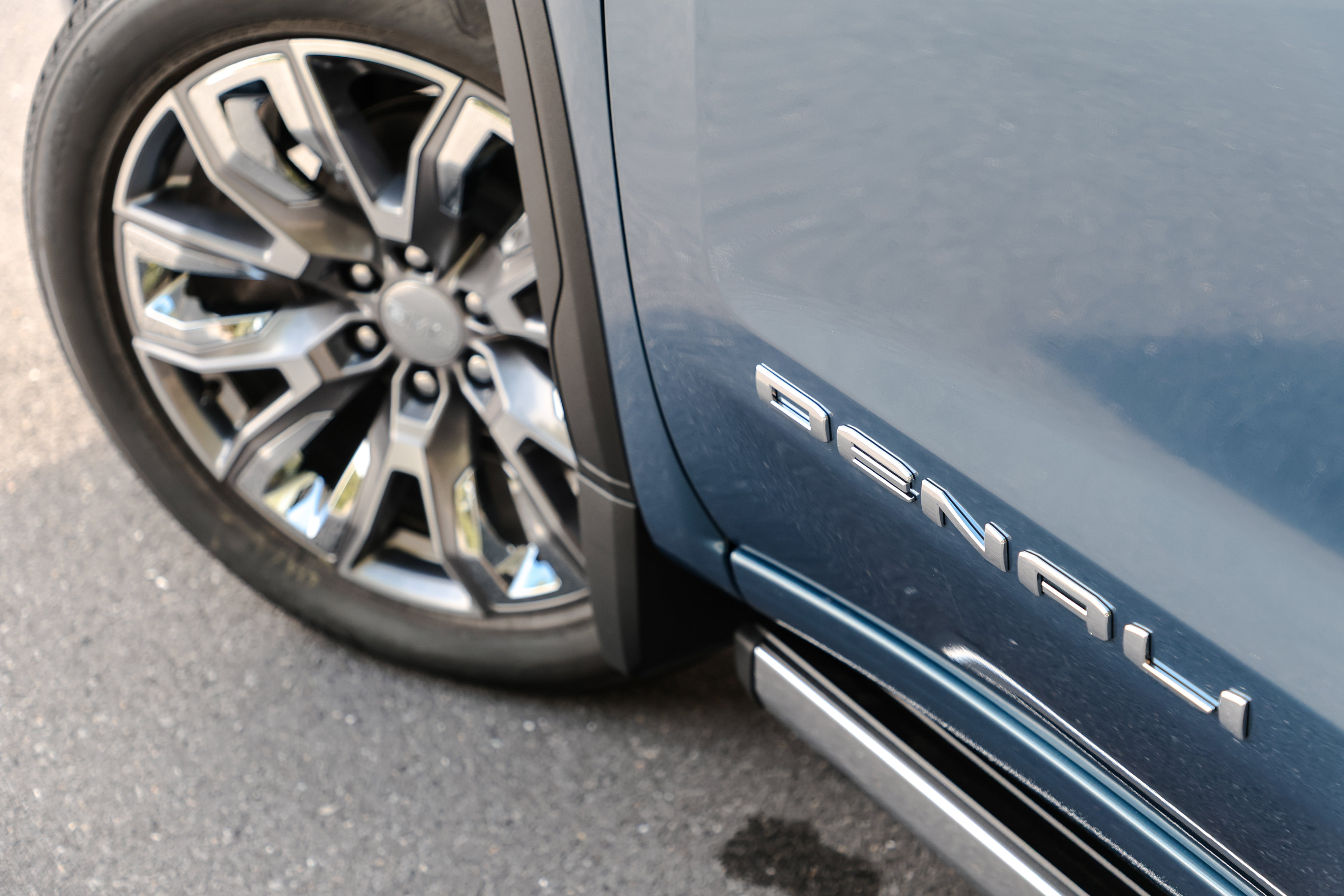 New 2026 GMC Sierra 1500 Denali w/ Denali Reserve Package image 6