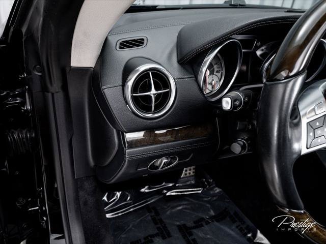 Used 2015 Mercedes-Benz SL 550 image 30