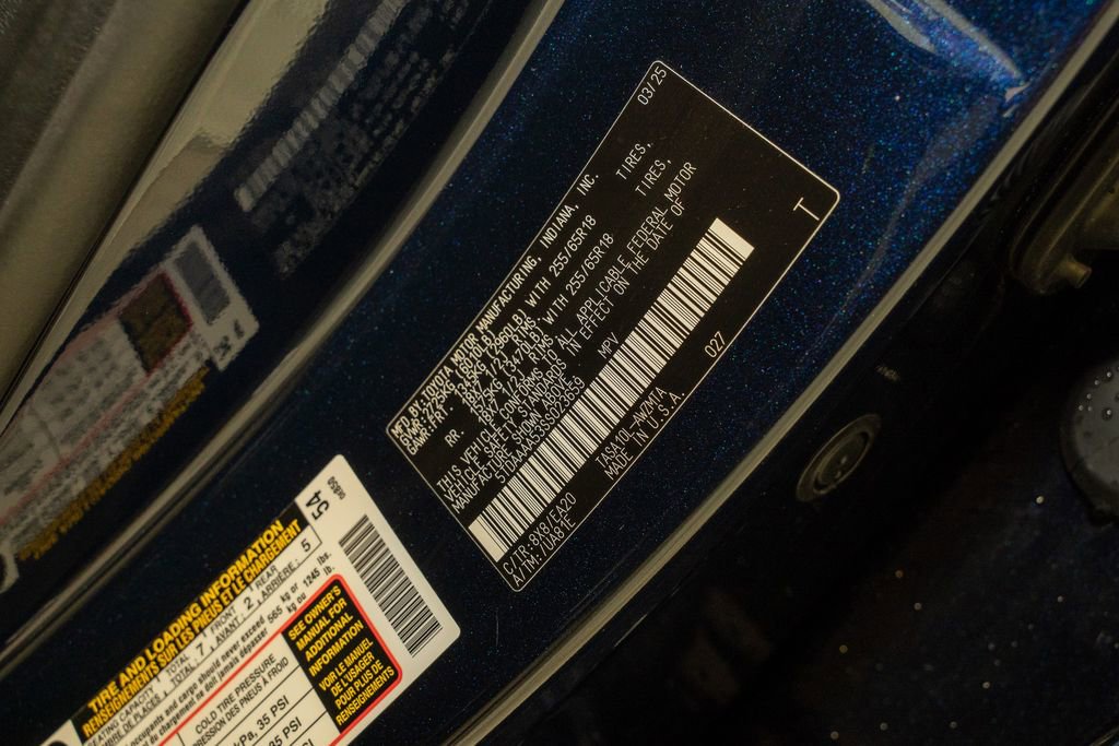 Certified 2025 Toyota Grand Highlander FWD image 23