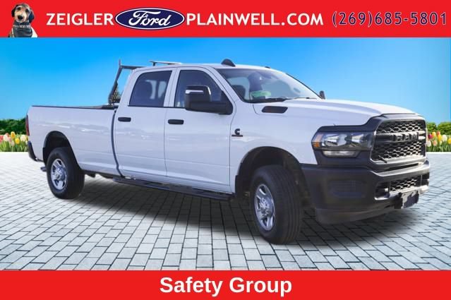 Used 2024 RAM 3500 Tradesman w/ Safety Group AWD/4WD image 4