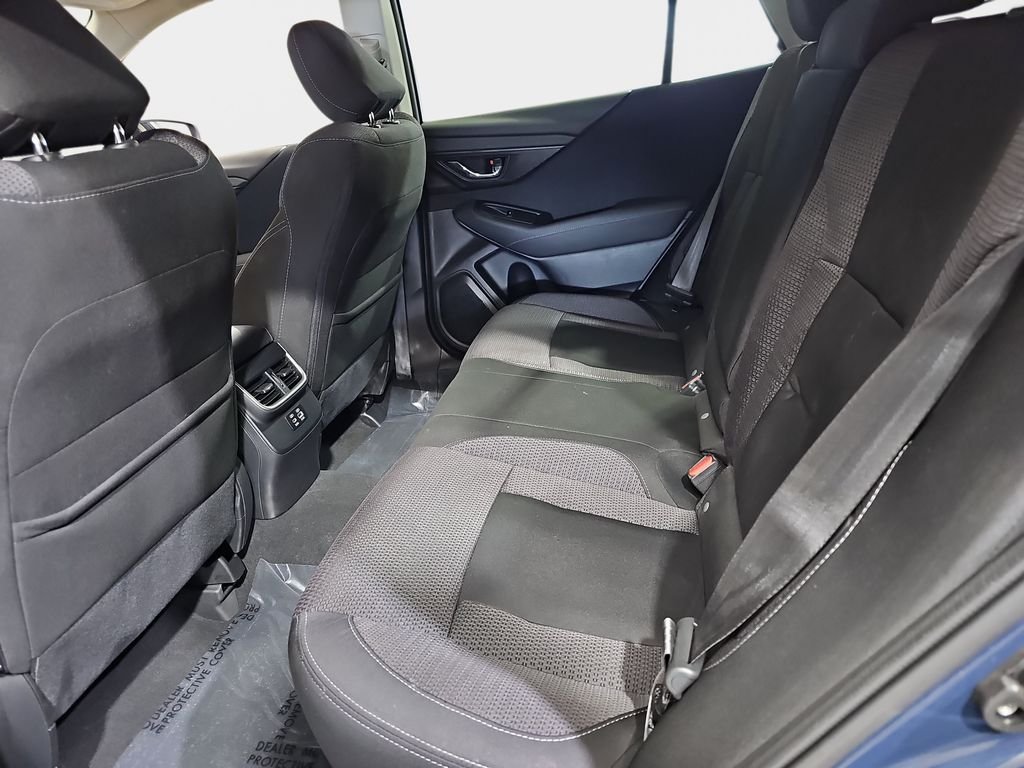 Used 2024 Subaru Outback Premium AWD/4WD image 16