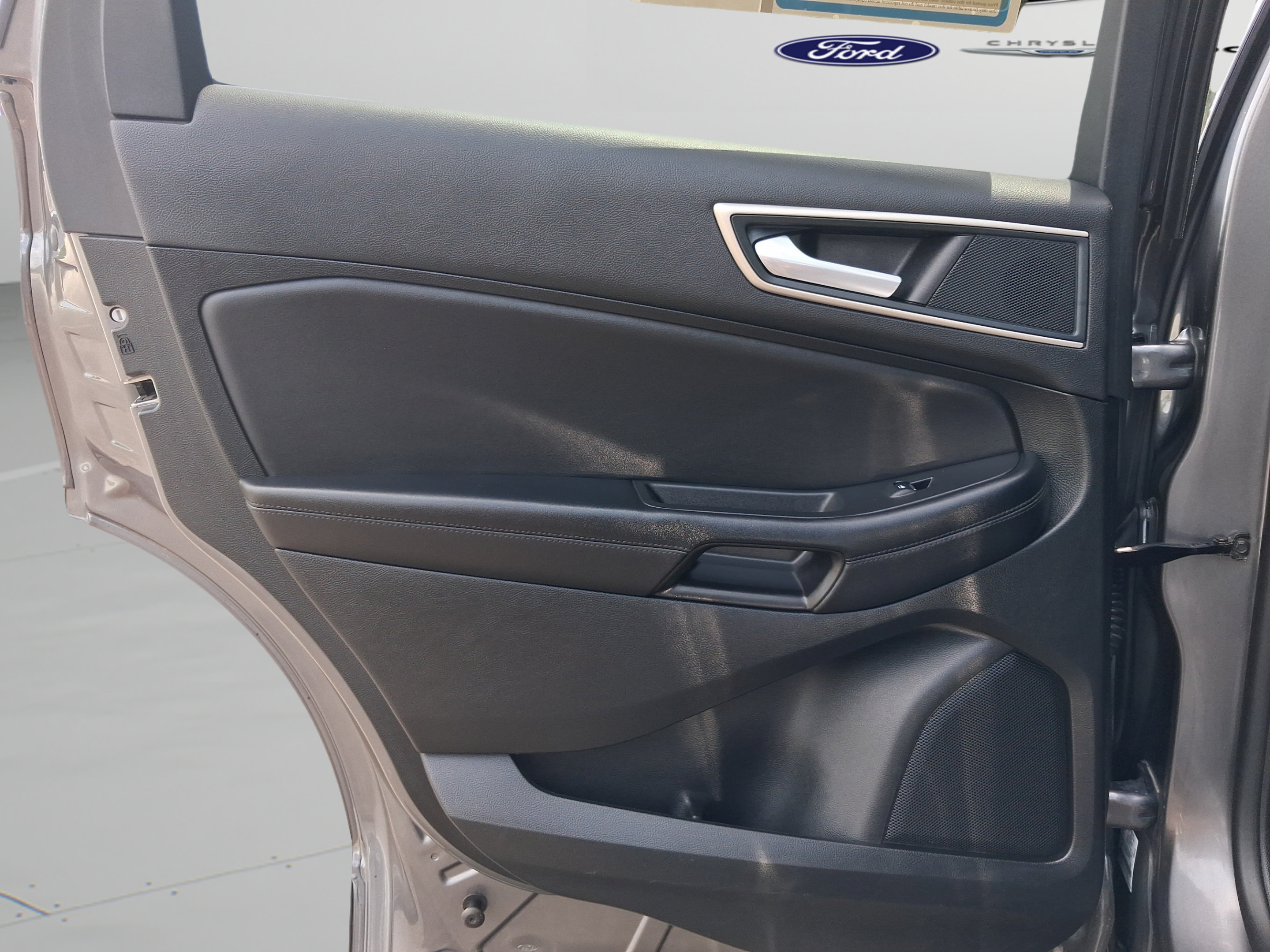 Used 2024 Ford Edge SEL AWD/4WD image 24
