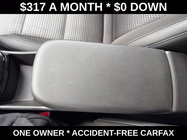 Used 2025 Chevrolet Trax LT FWD image 24