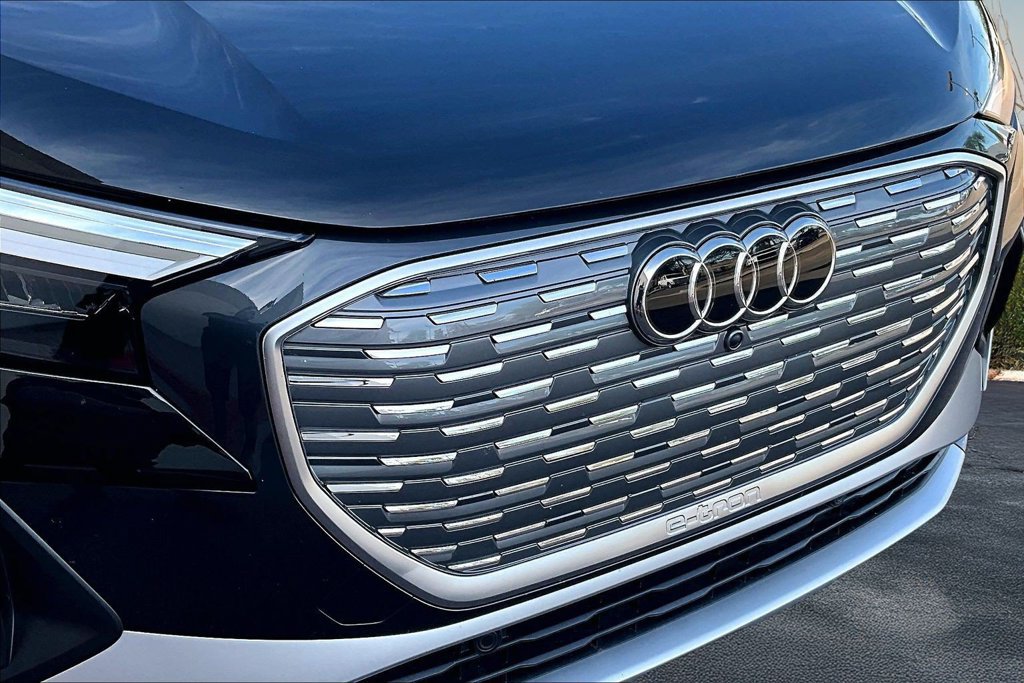 Used 2023 Audi Q4 e-tron Premium Plus AWD/4WD image 28