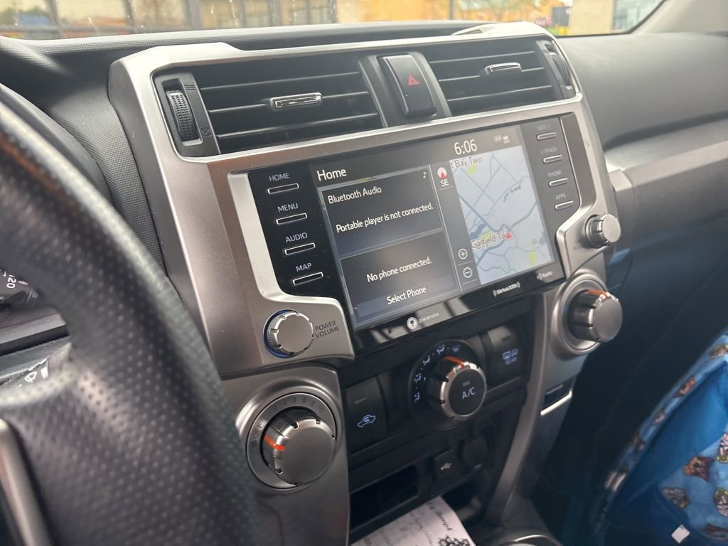 Used 2020 Toyota 4Runner SR5 Premium w/ Moonroof Package AWD/4WD image 12